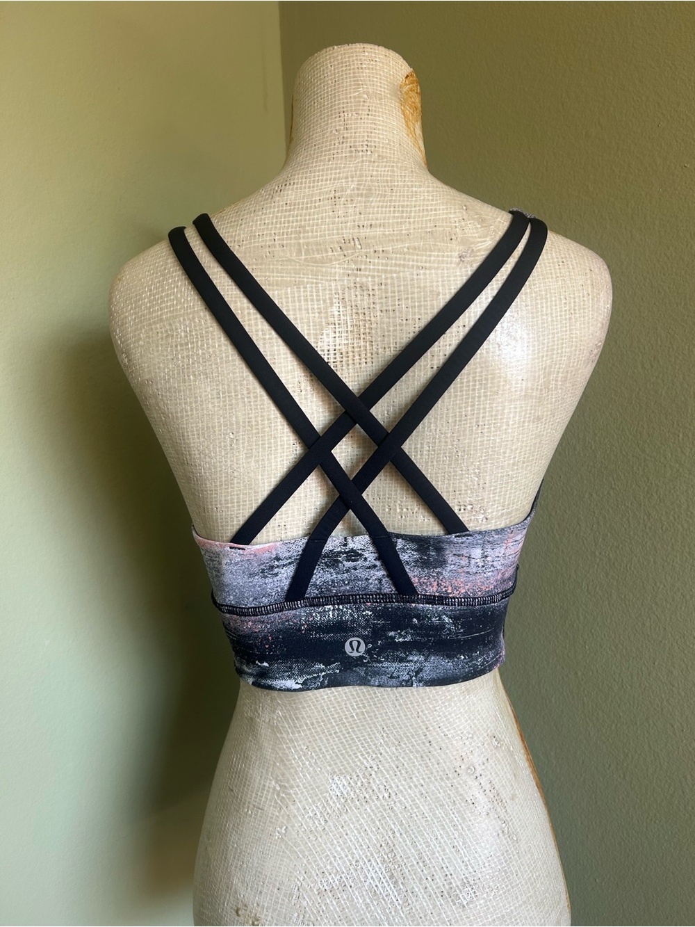 lululemon athletica Black & Pink Crisscross Strappy Sports Bra Top